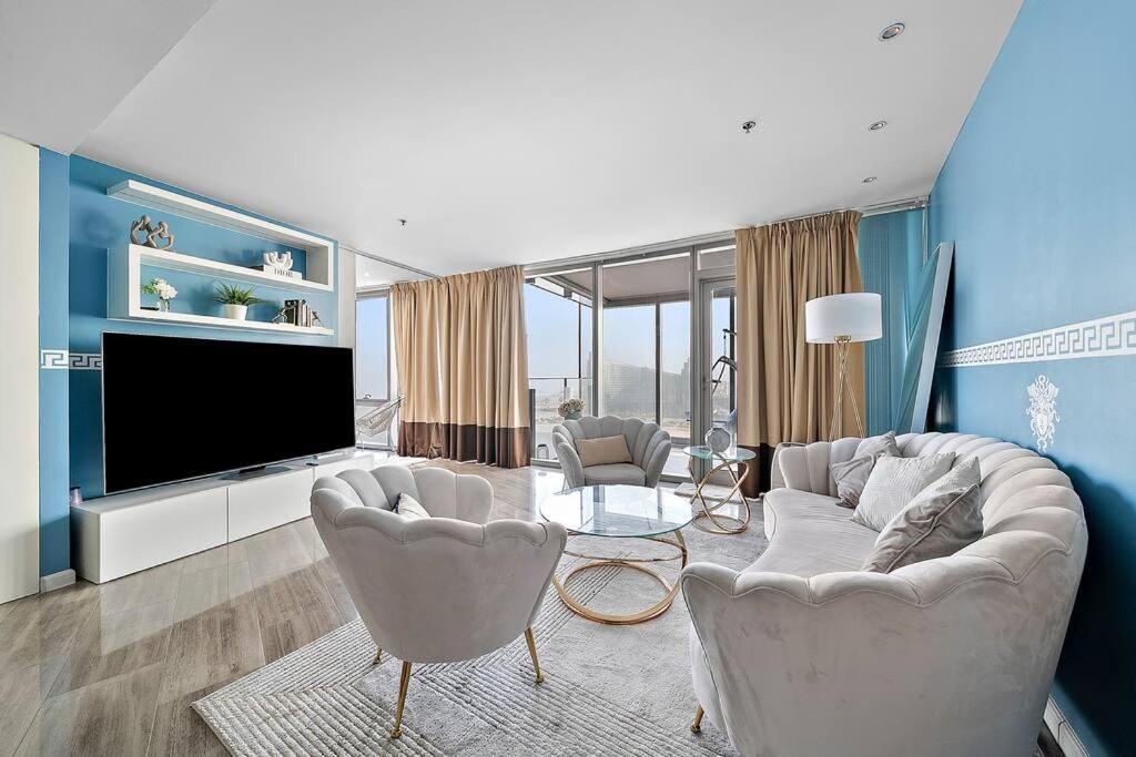 First Class 1br Waterfront Bliss In Al Jaddaf Apartment *