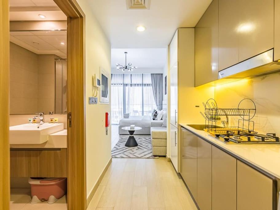 Apartment Relaxing Retreat In Vibrant Meydan Dubai