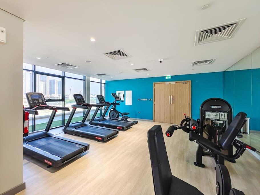 Relaxing Retreat In Vibrant Meydan *