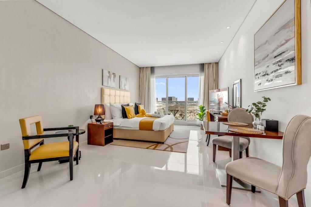 Waves - Stylish With Balcony In South Apartment *