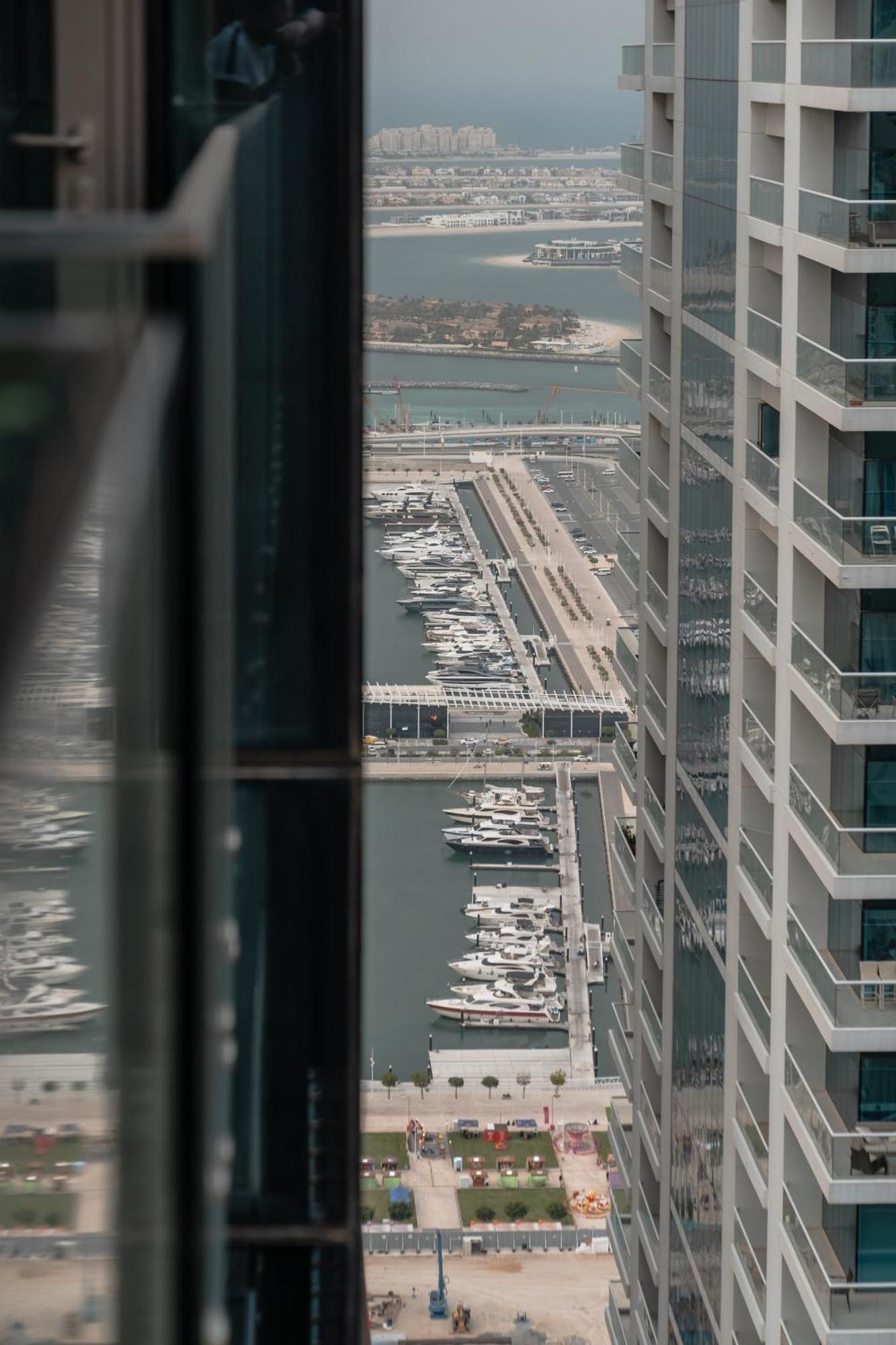 Apartment Clever Guest 018 Jl Marina Gate *