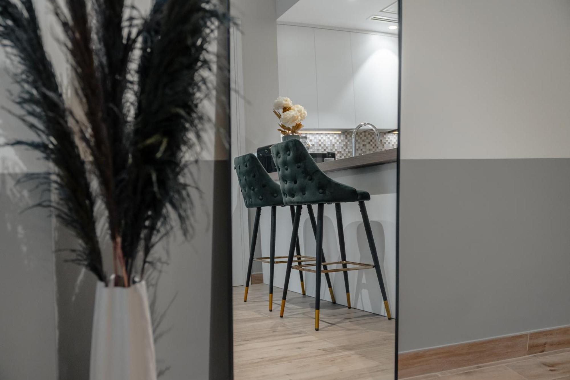 Apartment Clever Guest 018 Jl Marina Gate Dubai