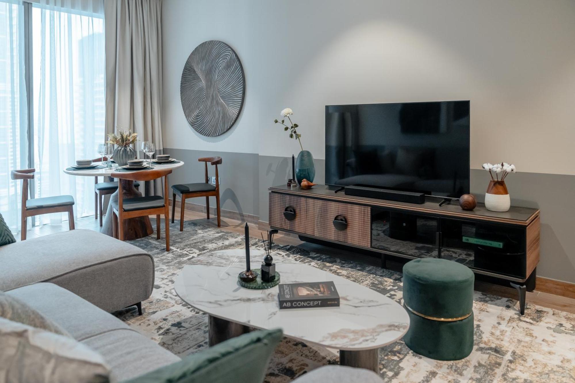 Clever Guest 018 Jl Marina Gate Apartment *