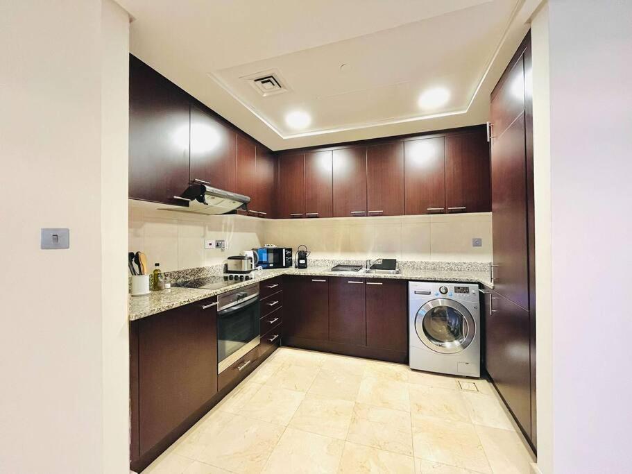 Silkhaus Sky Gardens Chic Studio Difc Living Apartment