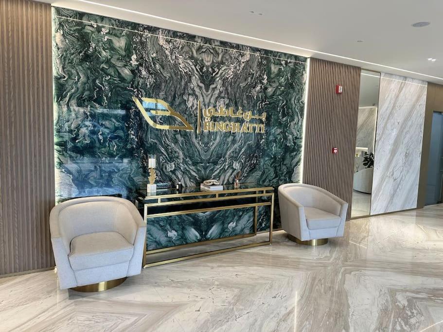 Luxury Apartment, Prime Location New And Stylish * Dubai