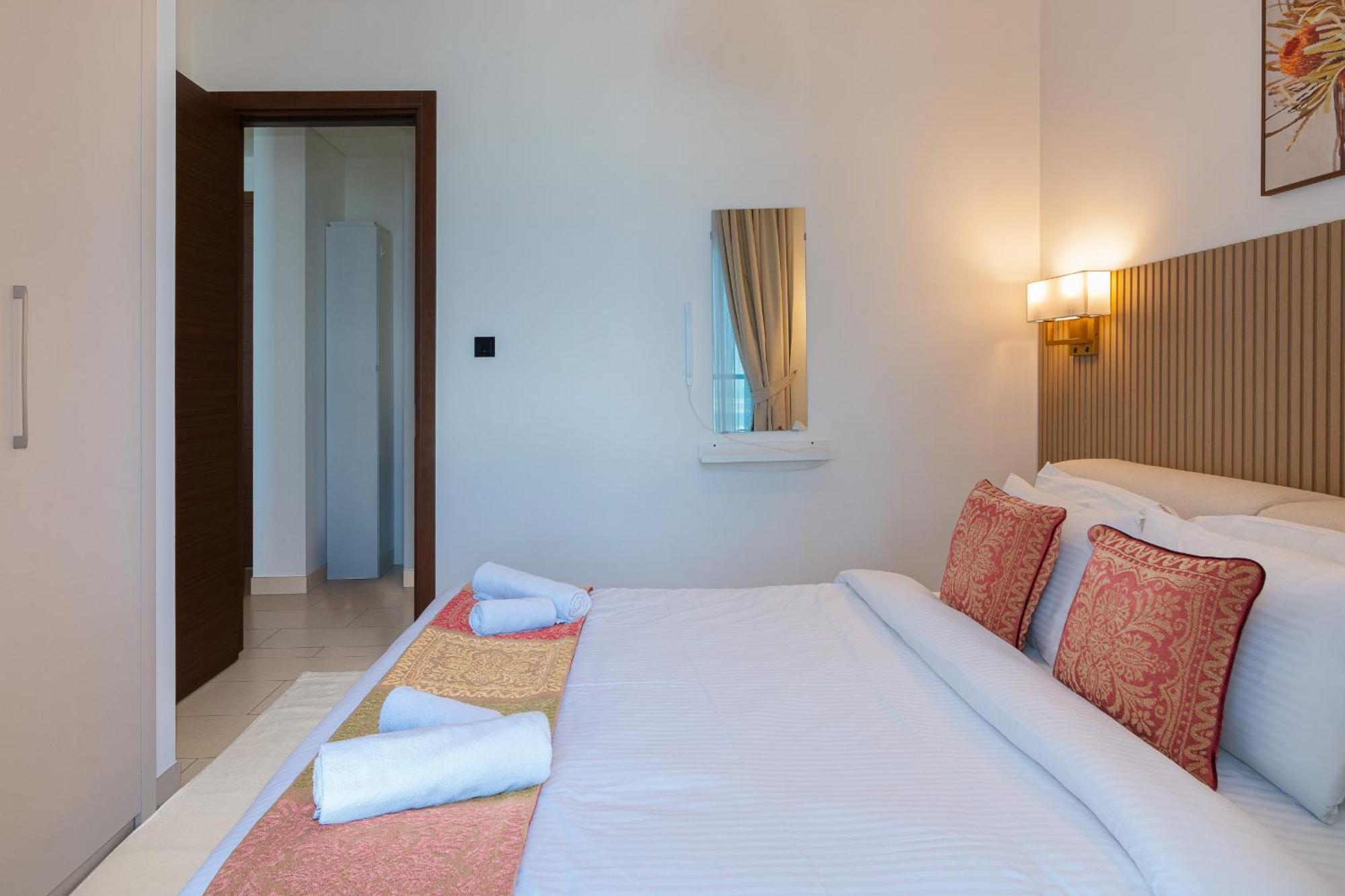 Modern 1br Oasis In Sobha Creek Vista A, Mbr - Allsopp & Allsopp Dubai