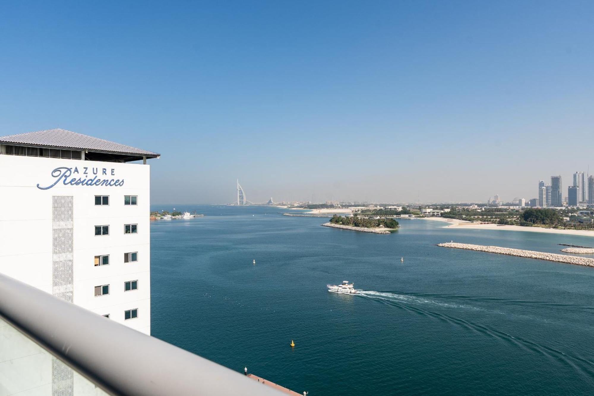 Apartment Azure Residences, Palm Jumeirah - Mint Dubai