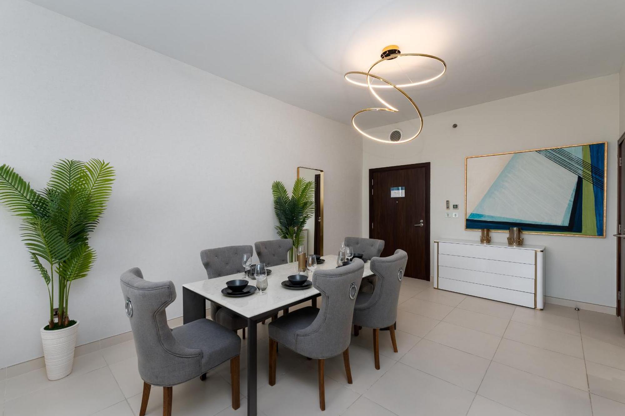 Apartment Azure Residences, Palm Jumeirah - Mint Dubai