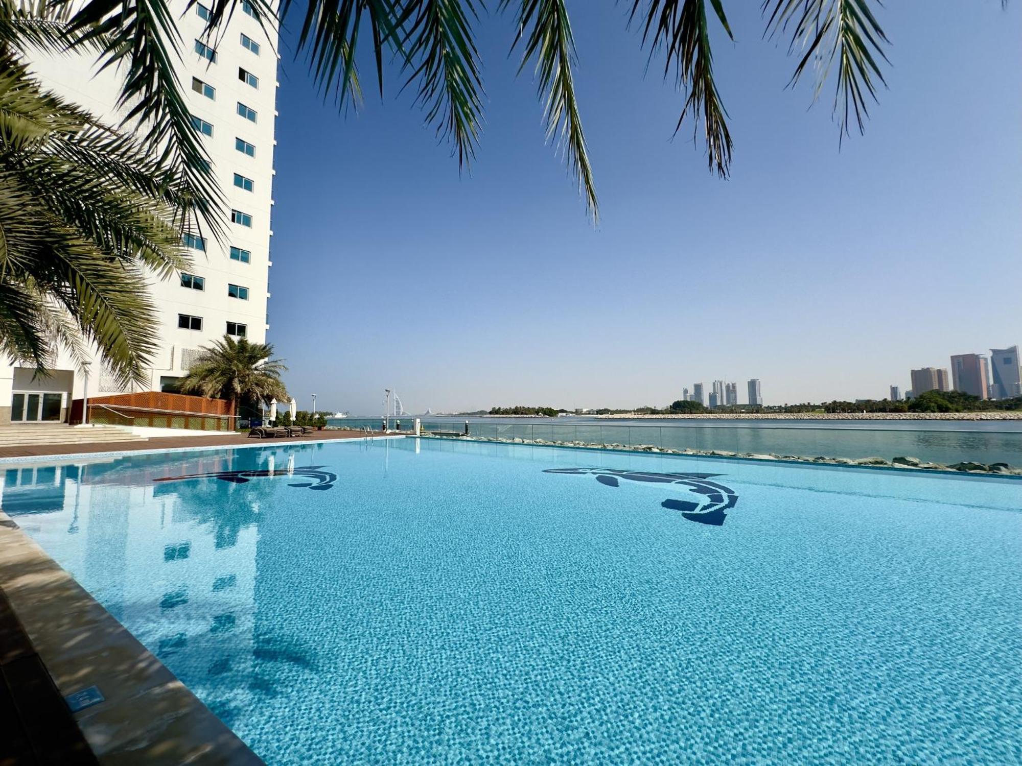 Azure Residences, Palm Jumeirah - Mint