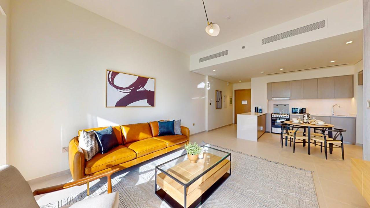 Grande - Contemporary One Bedroom * Dubai
