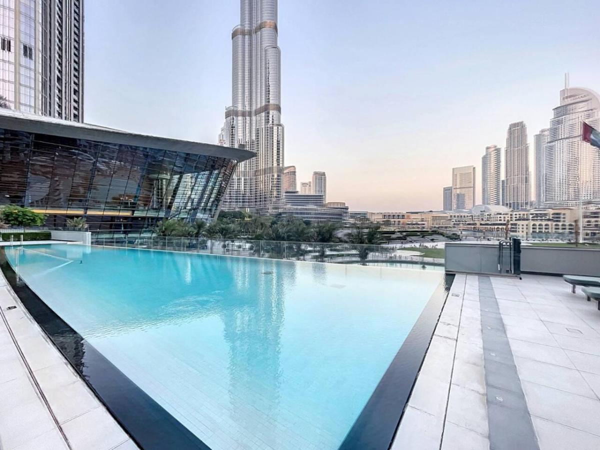 Grande - Contemporary One Bedroom Dubai