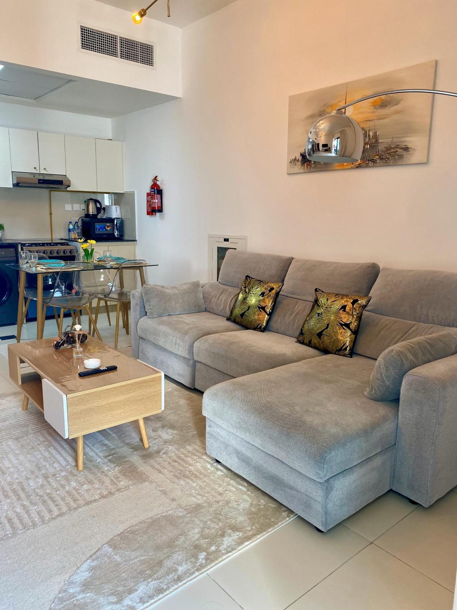 Sleek 1br In Dso, Apartment Dubai