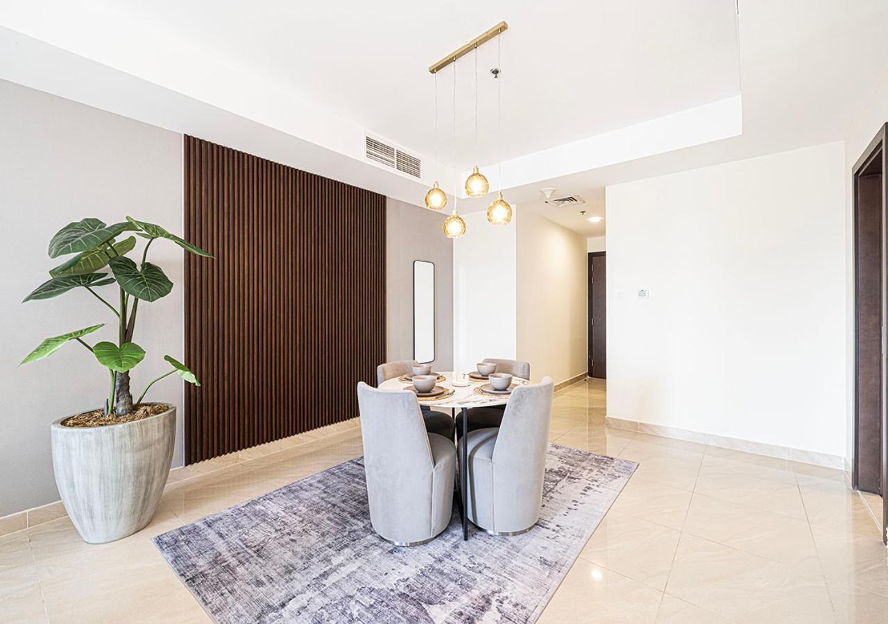 Elegant 1-bed Waterfront Living * Dubai