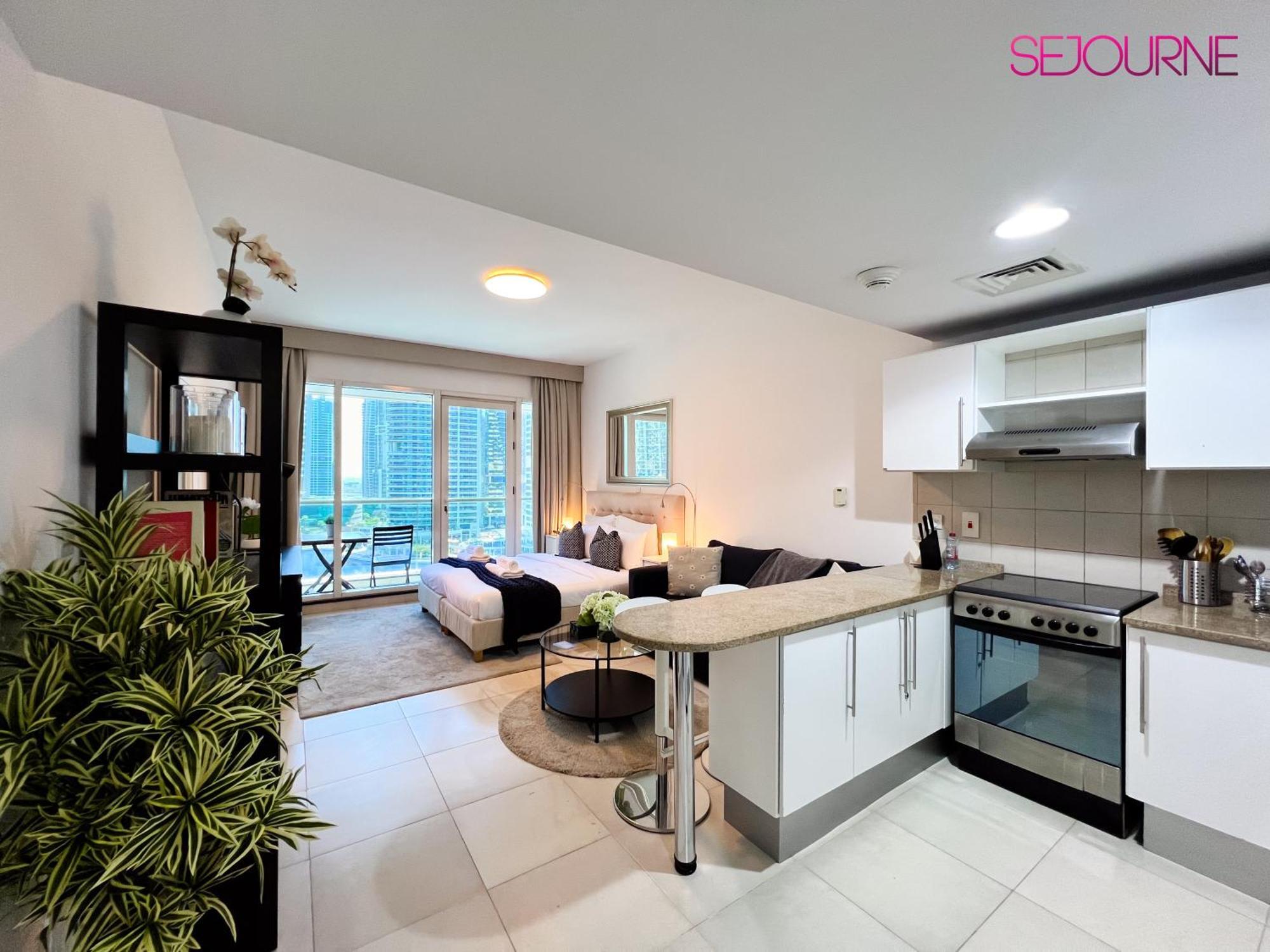 Apartment #96at Luxurious With Stunning Views
