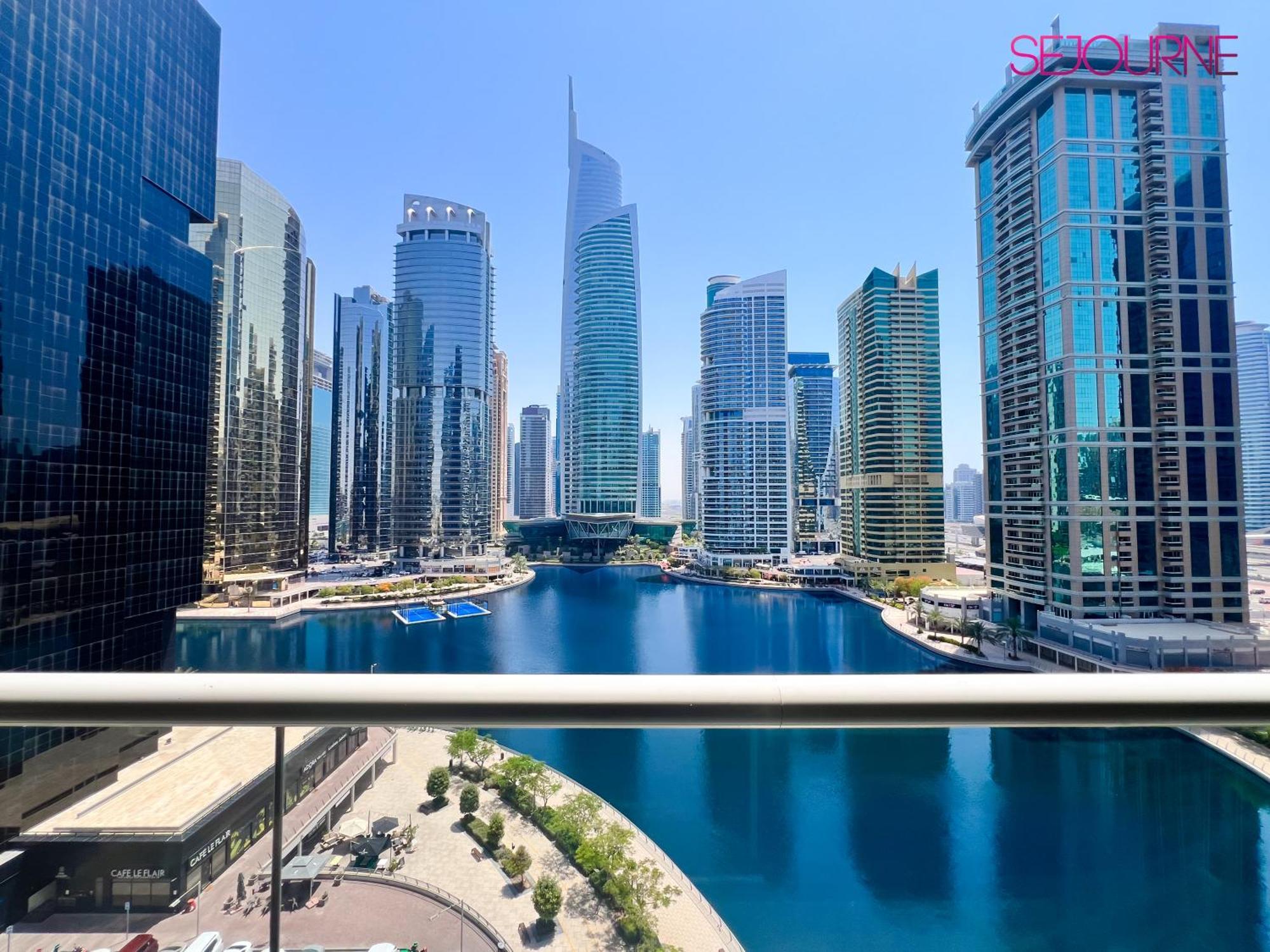 Apartment #96at Luxurious With Stunning Views *