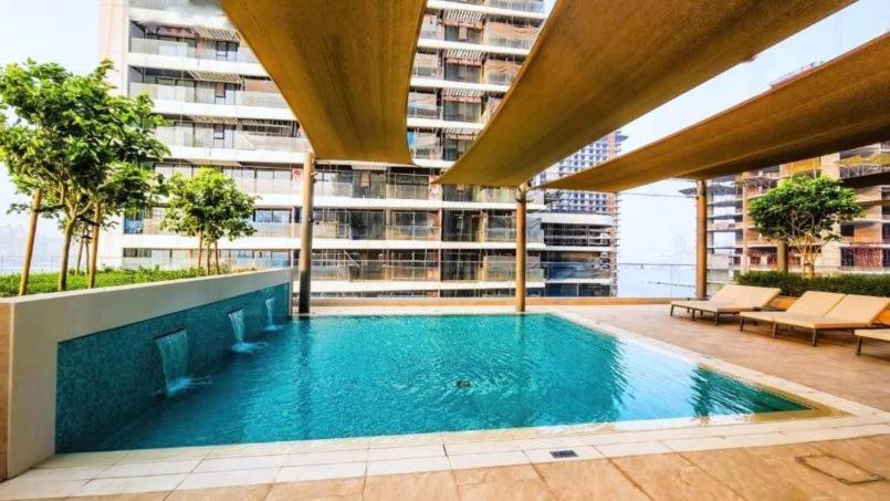 Apartment Luxury Seaview 1br With Private Access