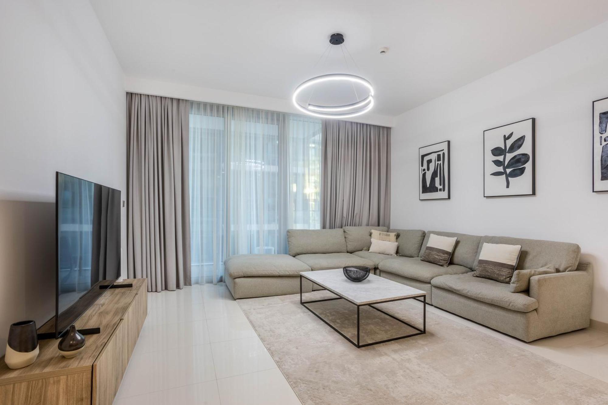 Luxury Seaview 1br With Private Access * Dubai