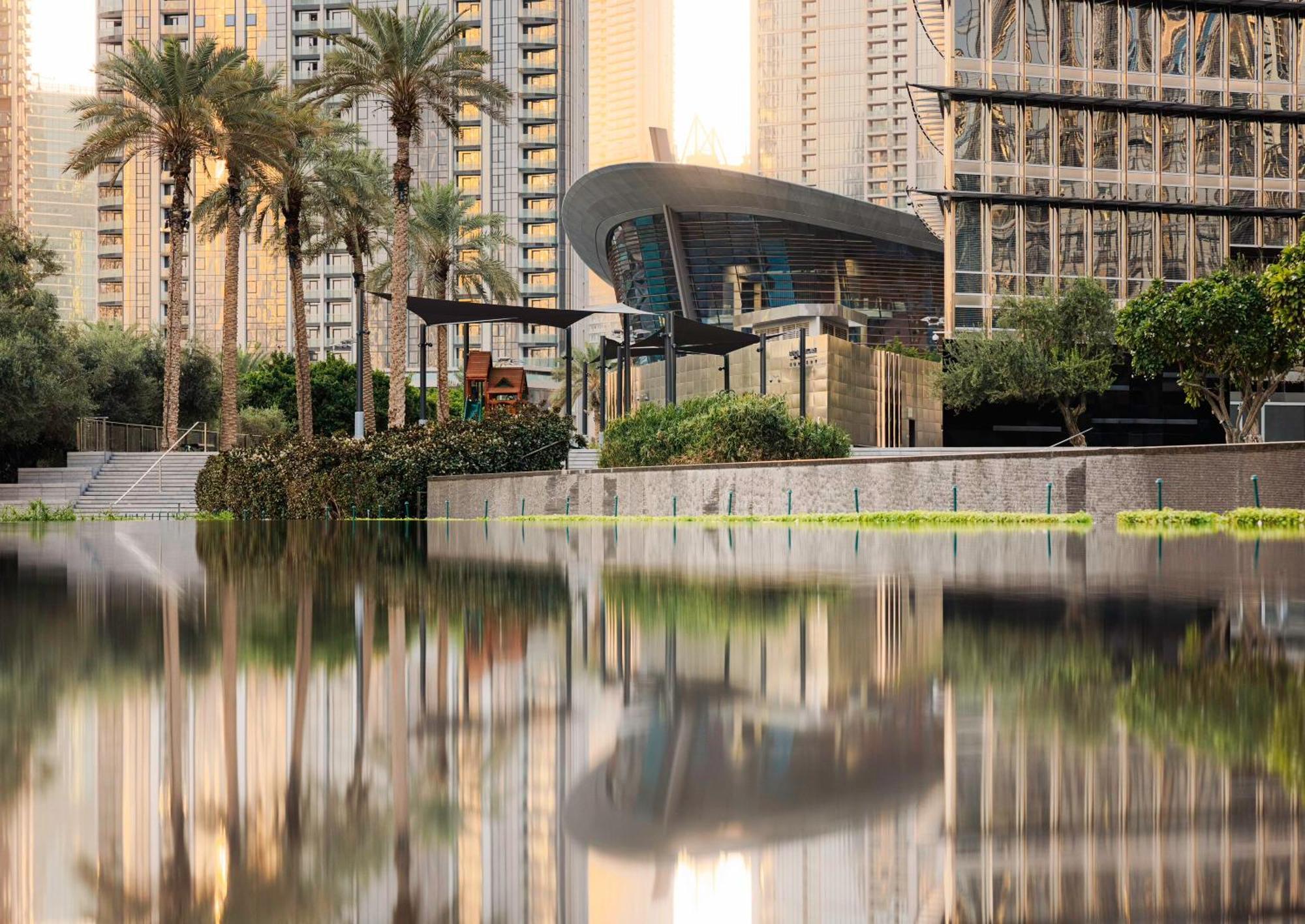 Apartment Luxury 1-br Near Burj Dubai