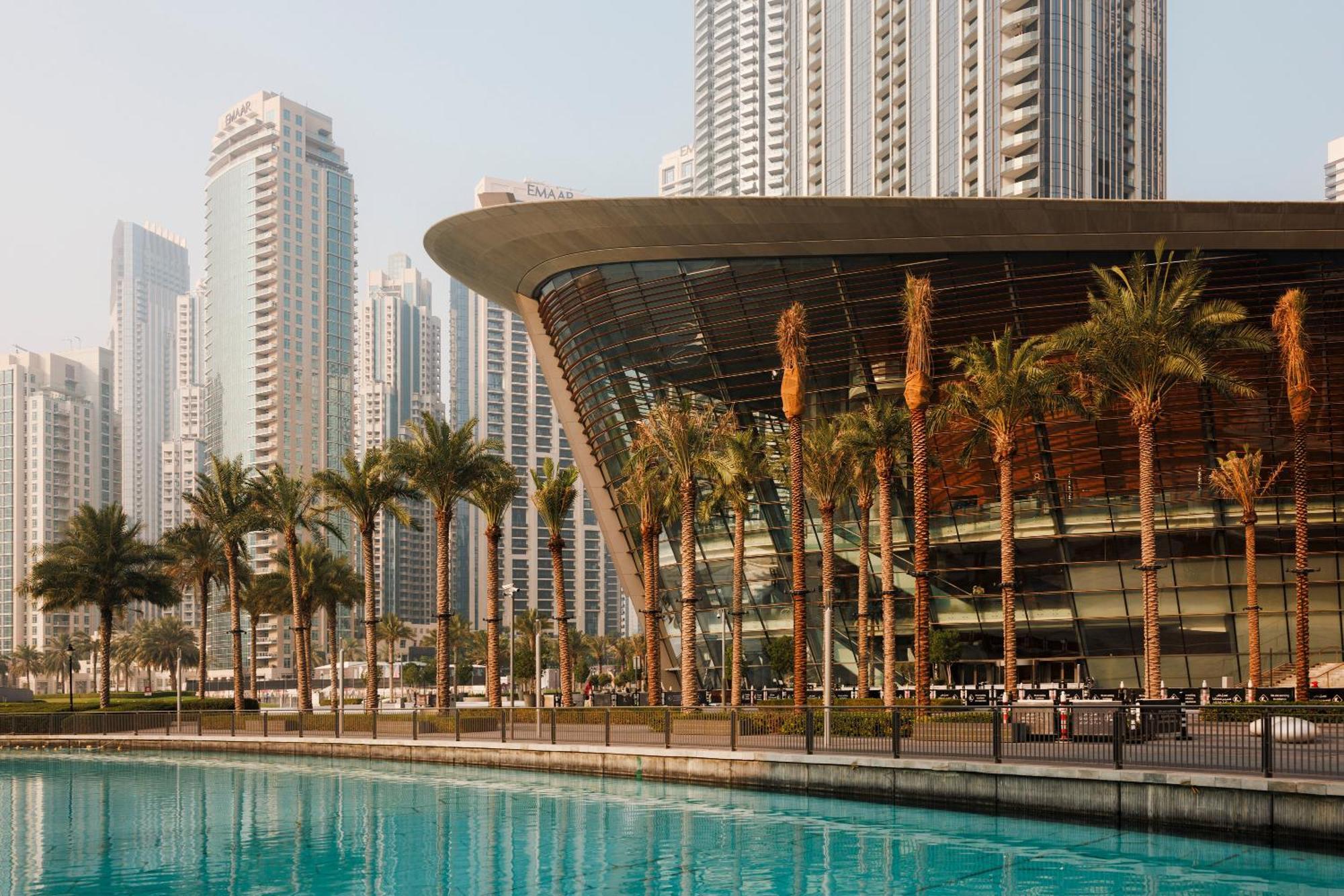 Luxury 1-br Near Burj