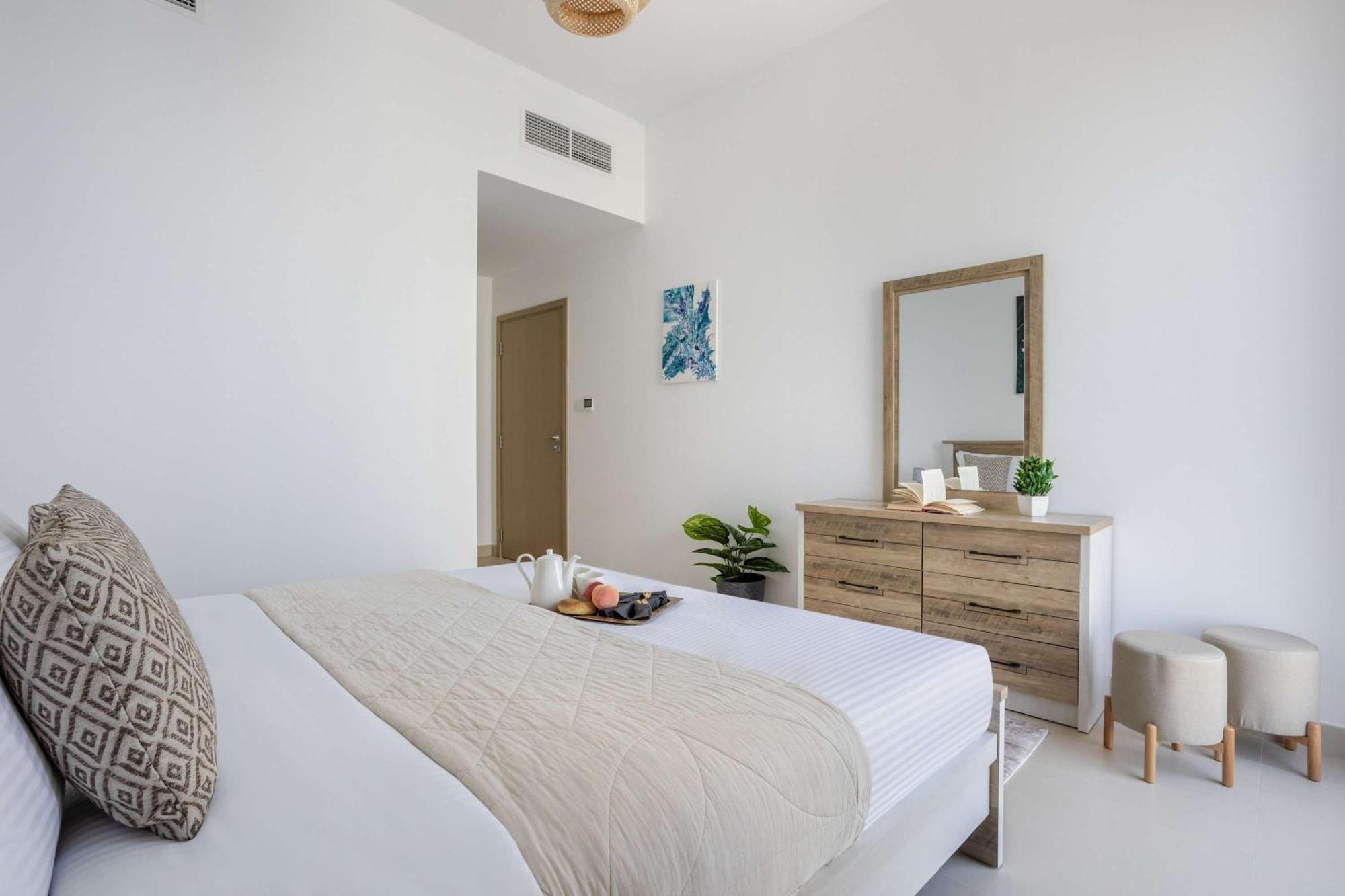 Apartment Frank Porter - Creek Horizon T2 Dubai