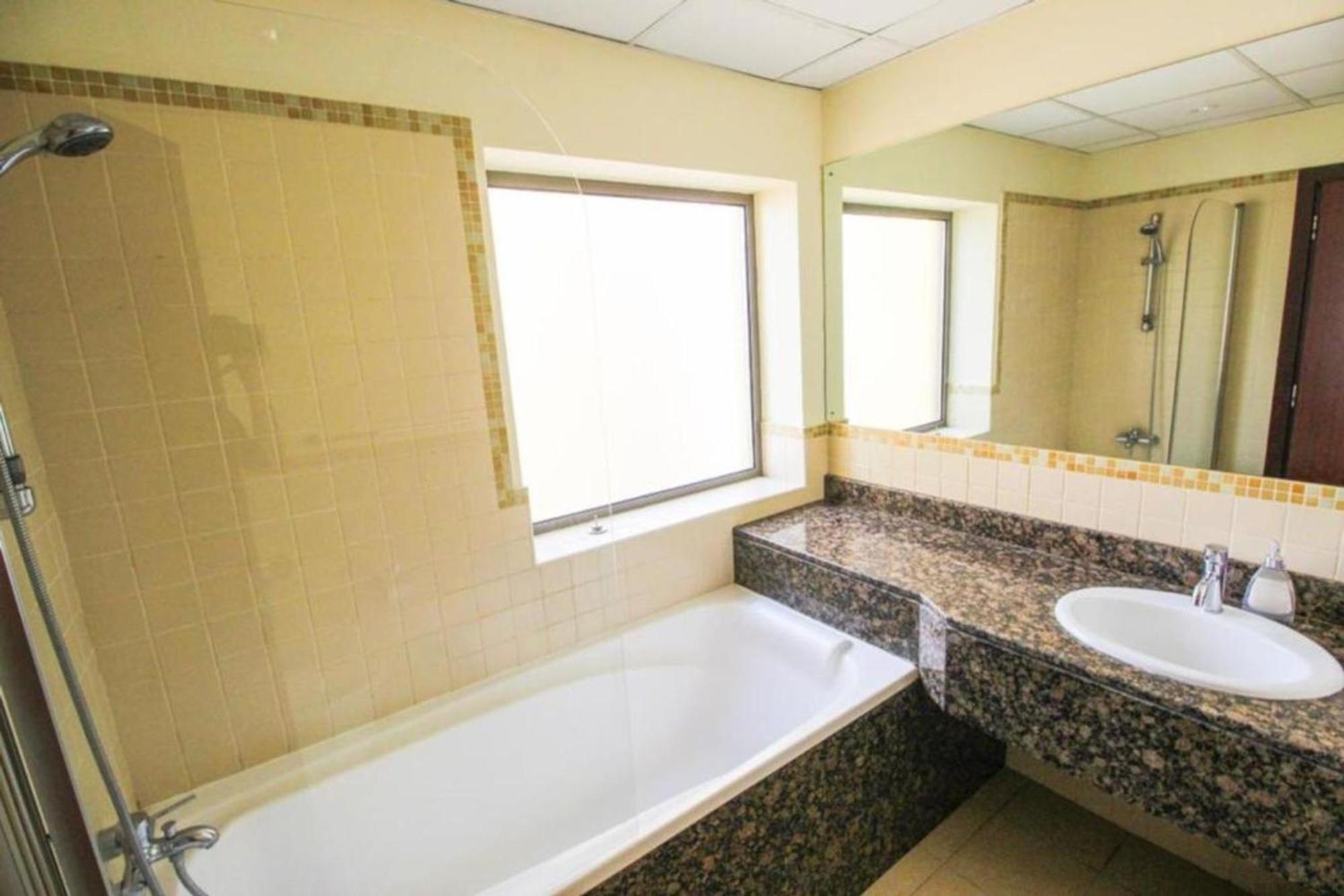 2br Front Sea View * Dubai