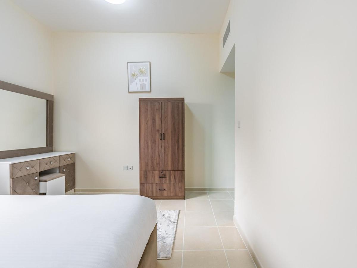 Apartment Modern One-bedroom Retreat In Silicon Oasis *
