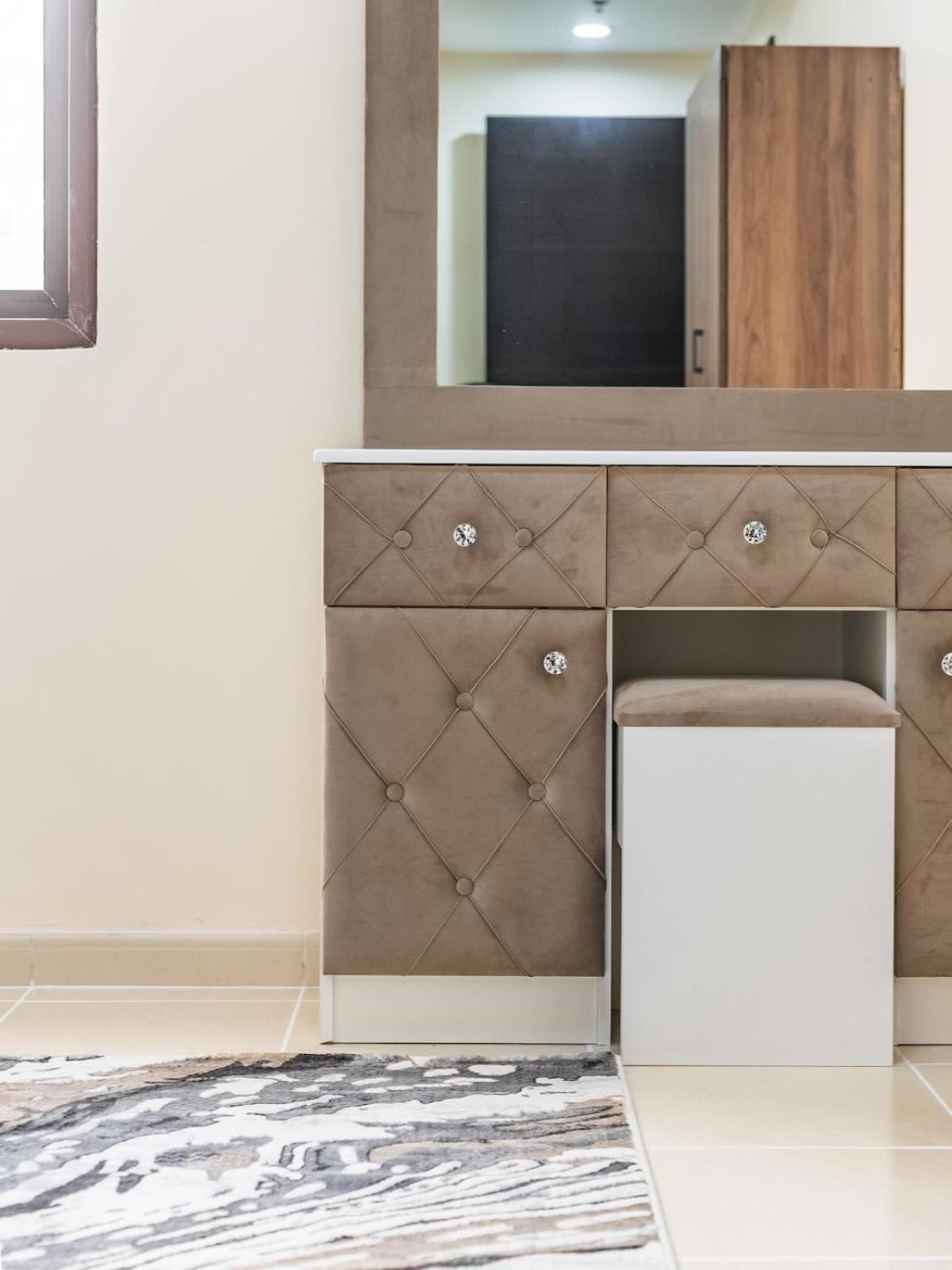 Modern One-bedroom Retreat In Silicon Oasis * Dubai