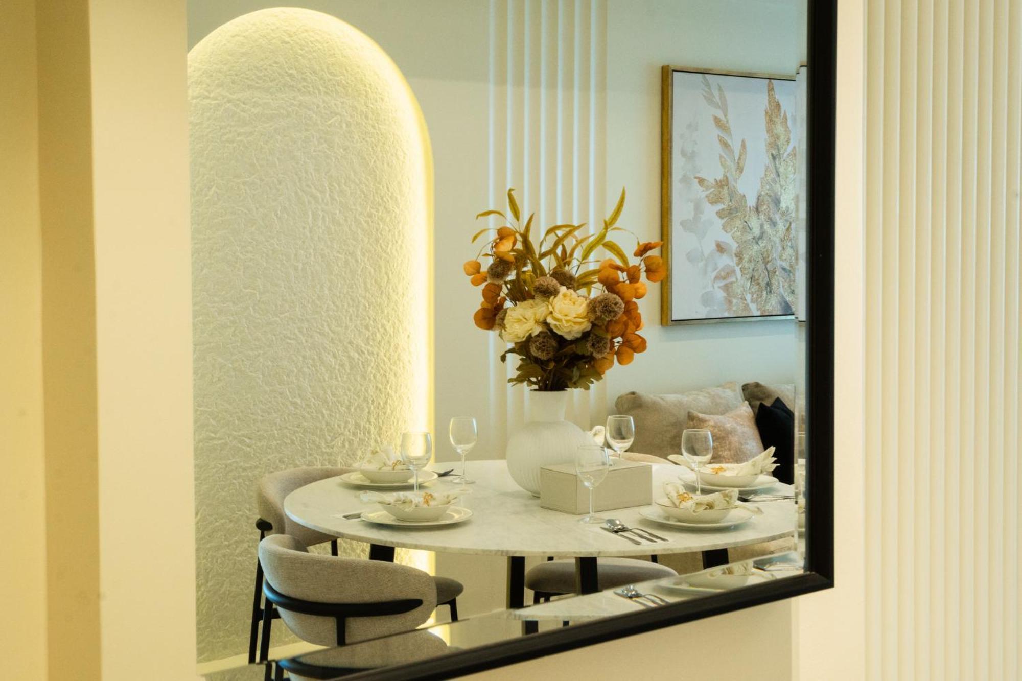 Apartment Elegant 3 Bedrooms Among Clouds *