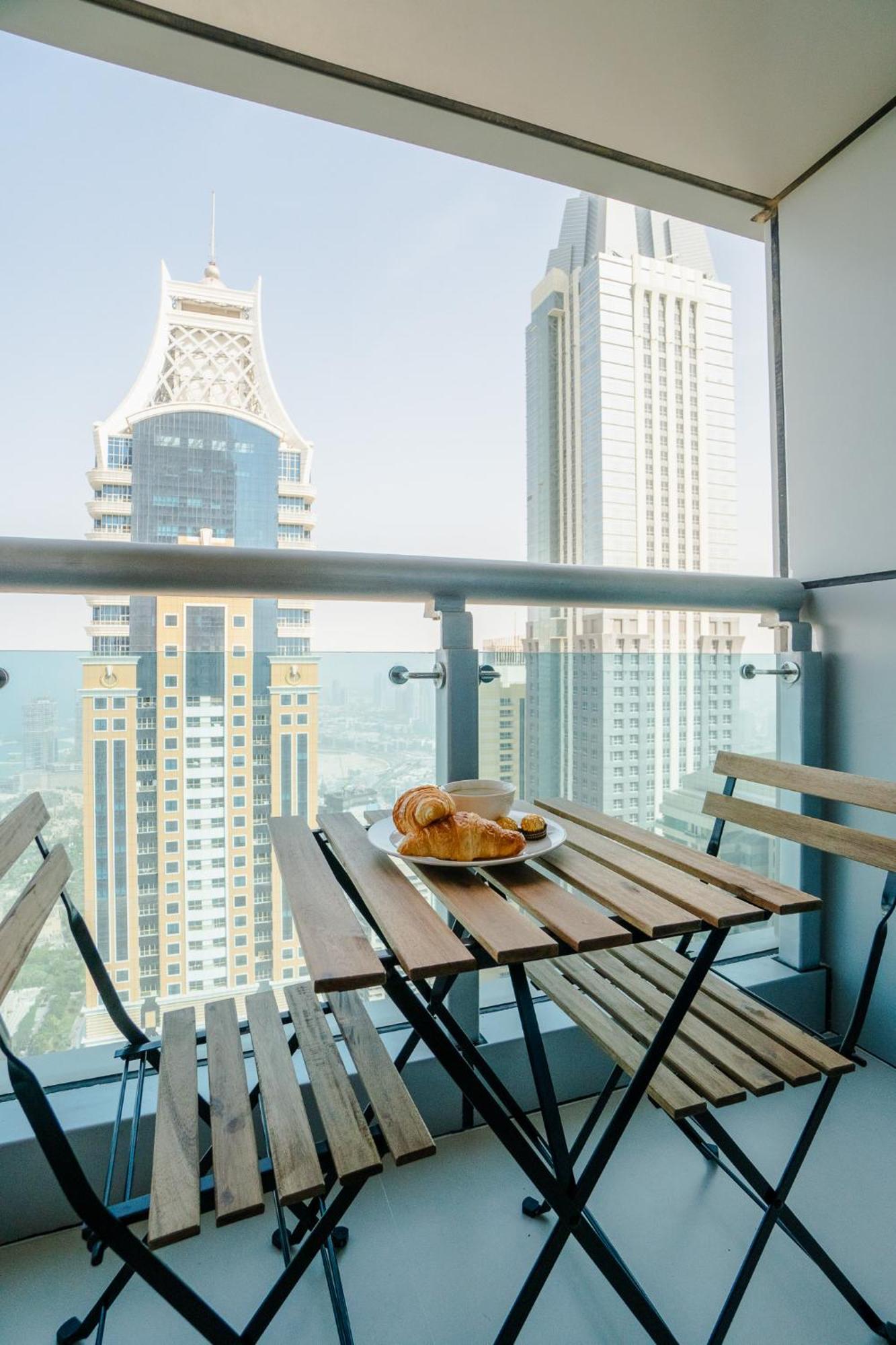 Apartment Elegant 3 Bedrooms Among Clouds Dubai