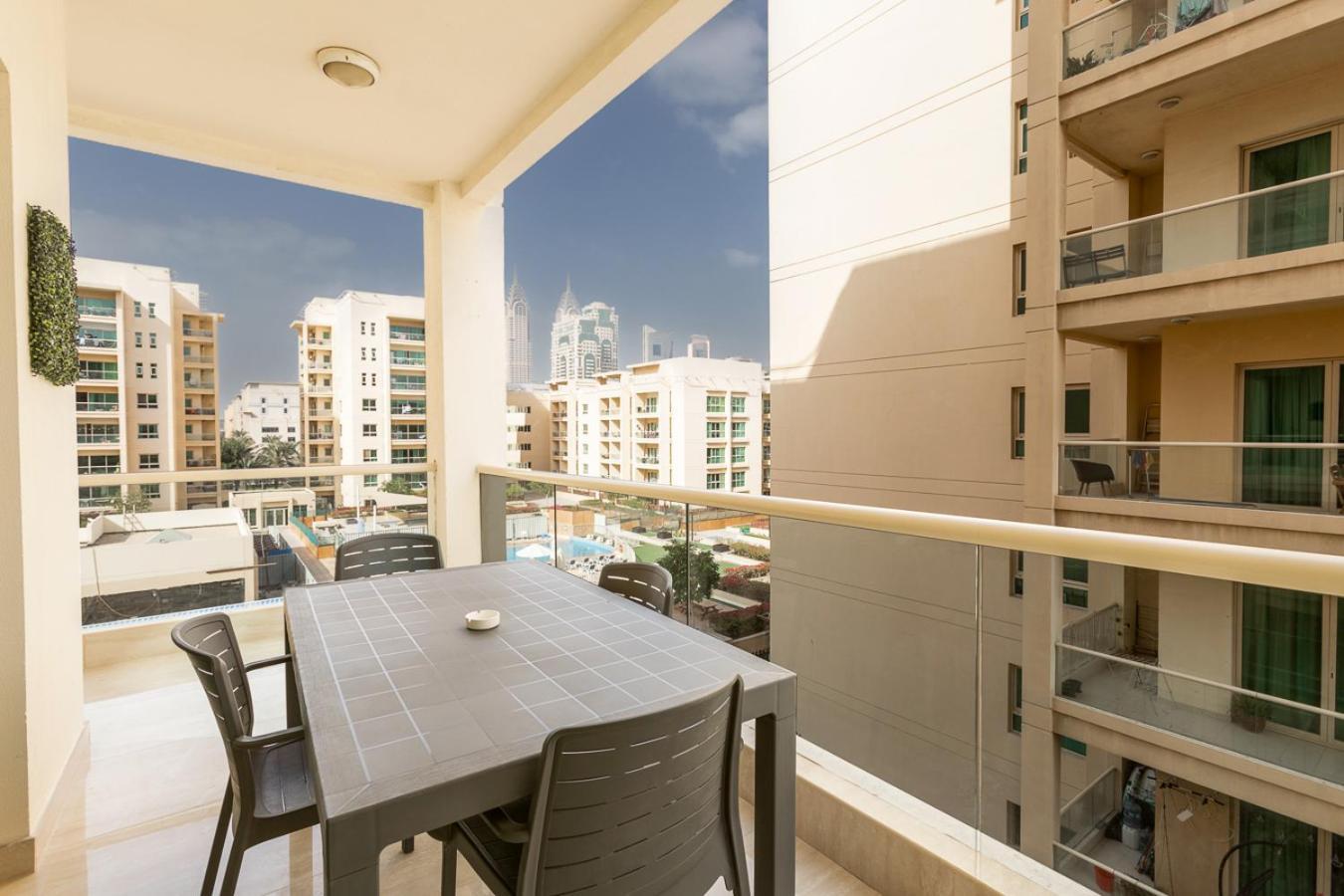 Serene 2br In Al Dhafrah 4, The Greens - Allsopp & Allsopp Dubai