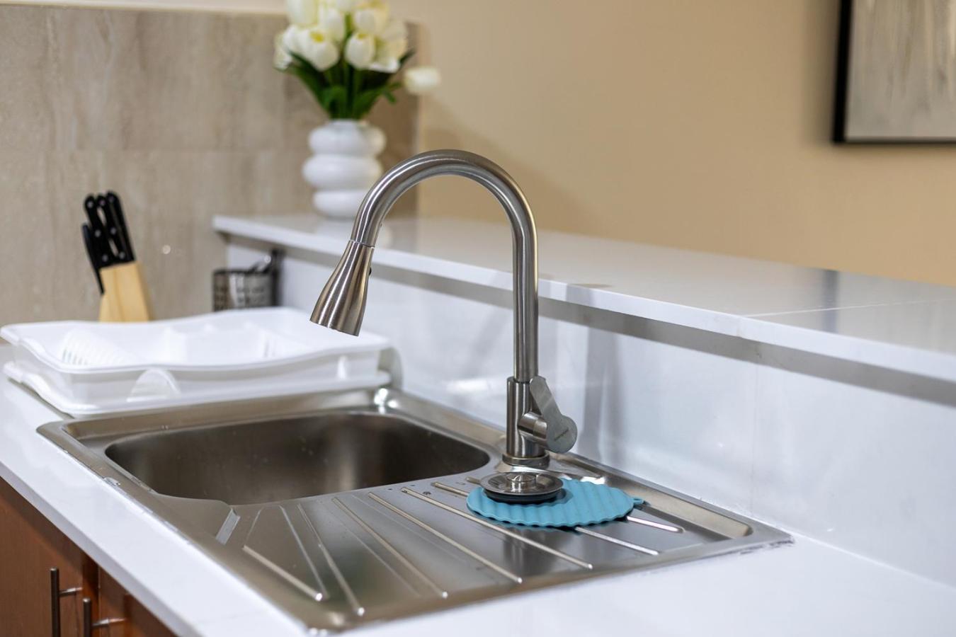Apartment Serene 2br In Al Dhafrah 4, The Greens - Allsopp & Allsopp *