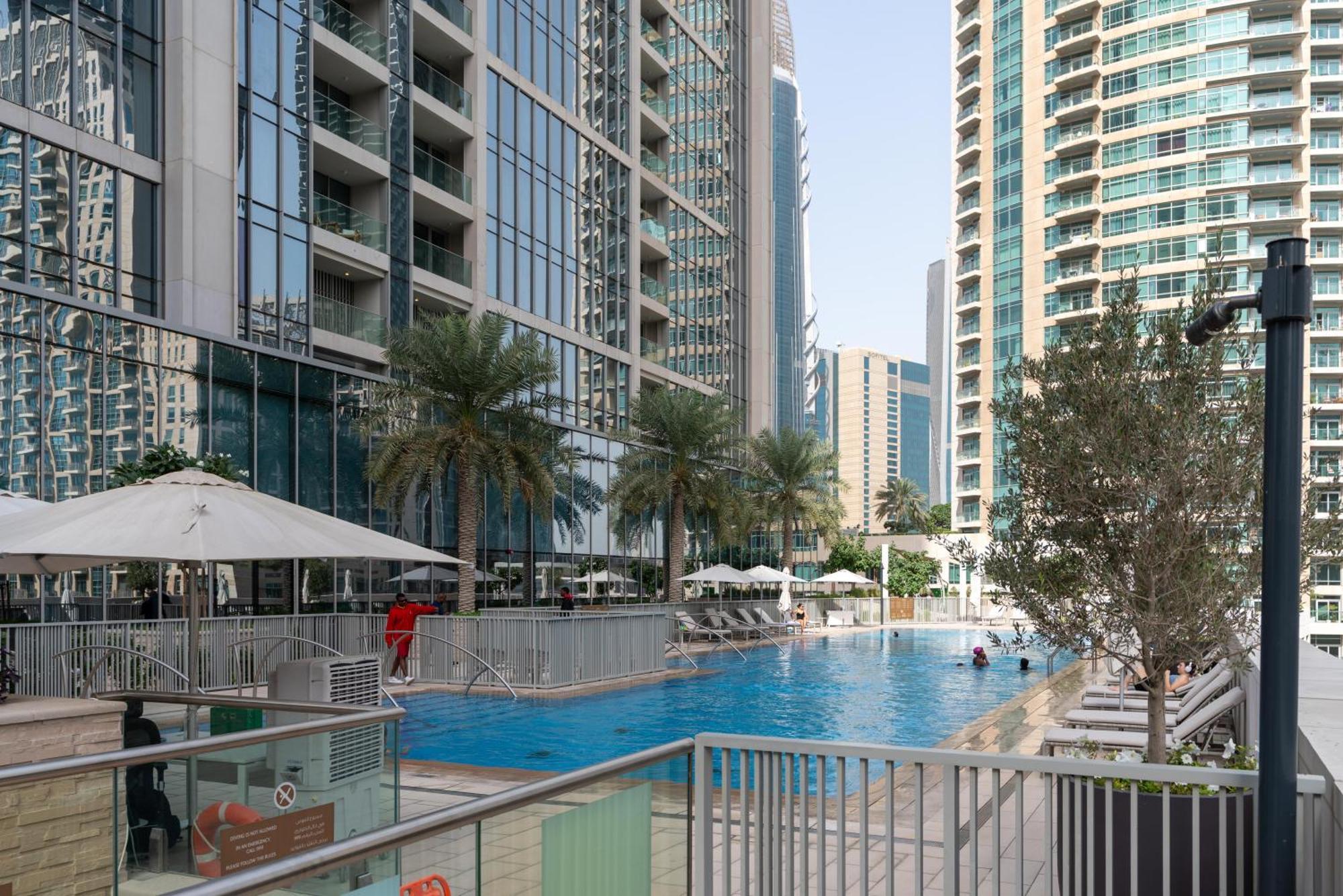 Apartment Tower 1 - Modernized Two Bedroom In Downtown *