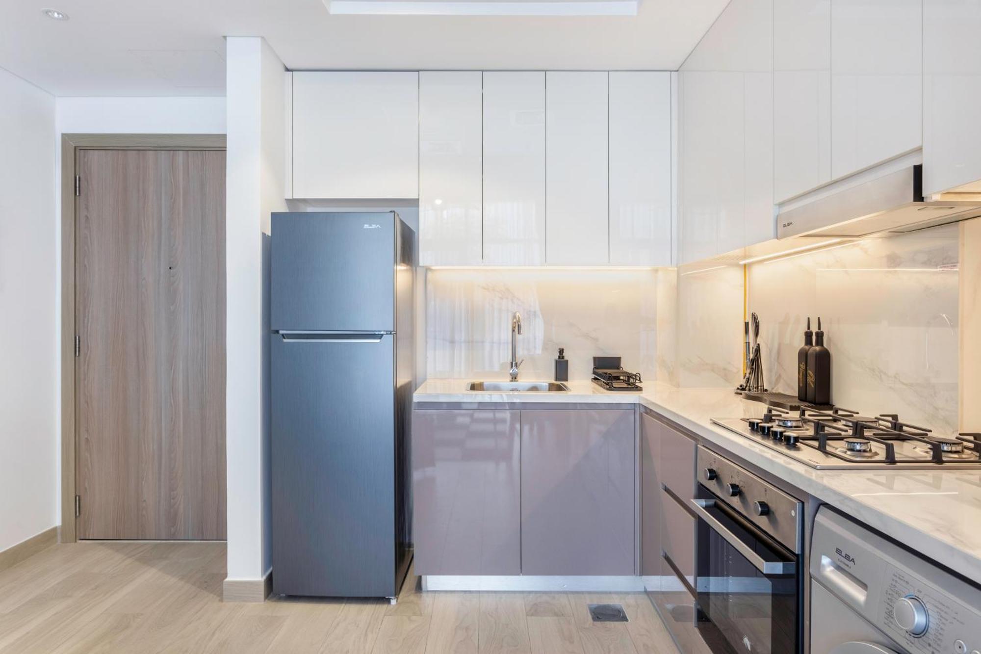 Apartment Luxurious Brand New 1br Huge Balcony Azizi 37 Dubai