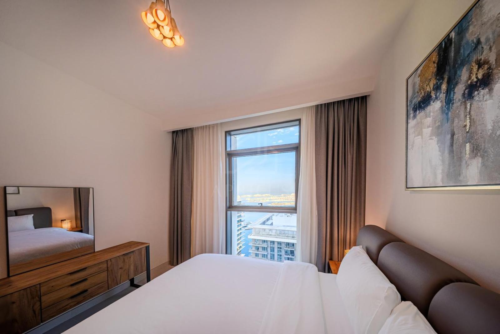 Stunning Sea View Apartment *