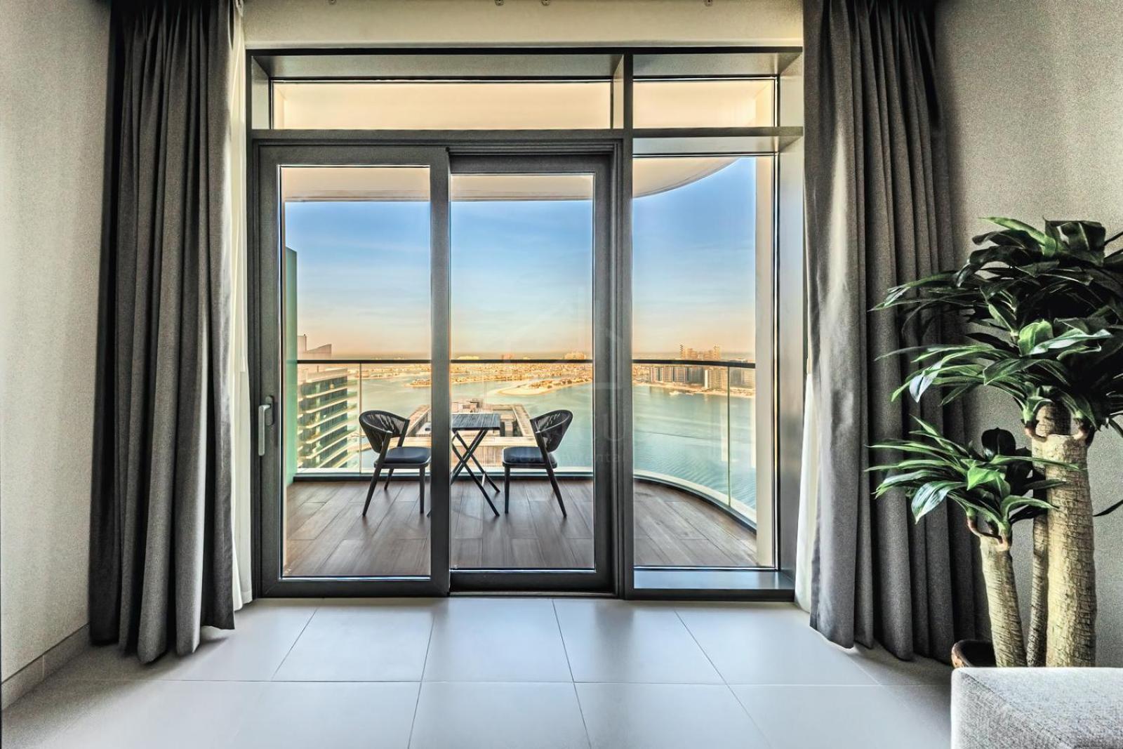 Stunning Sea View Apartment *