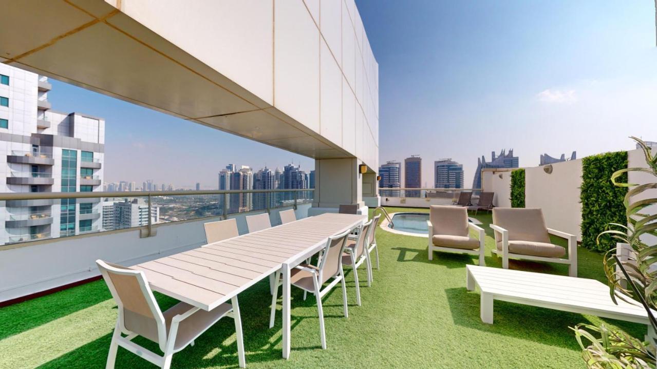 Marina View - Luxurious Four Bed With Private Pool * Dubai