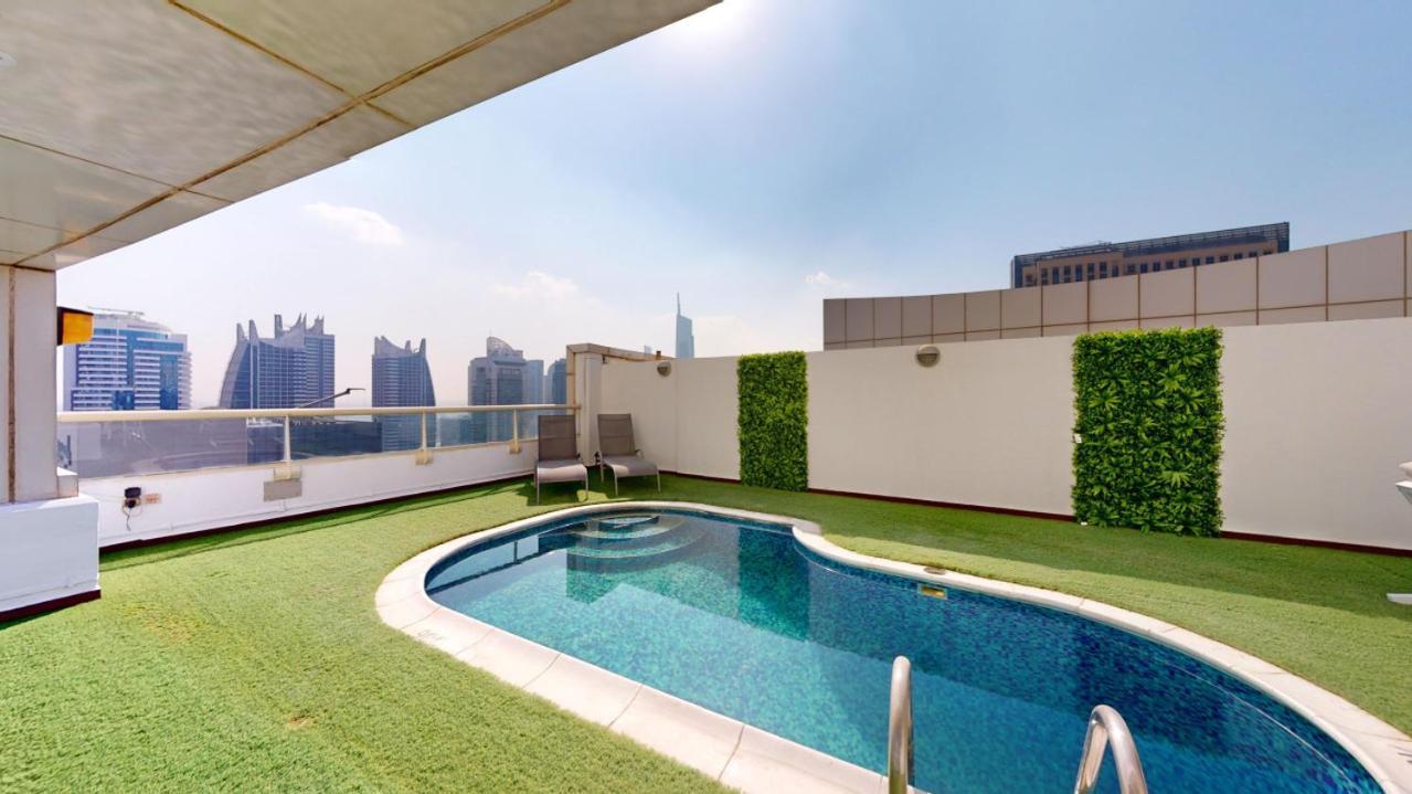 Marina View - Luxurious Four Bed With Private Pool Apartment Dubai