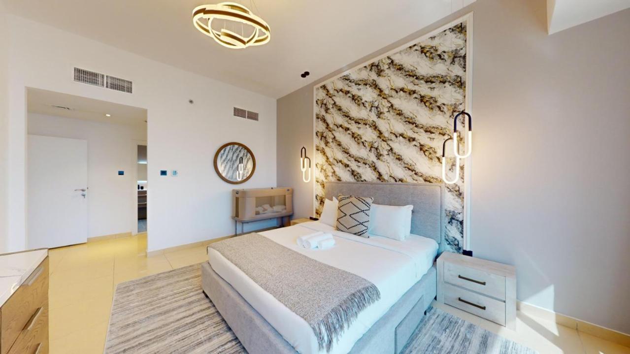 Apartment Marina View - Luxurious Four Bed With Private Pool