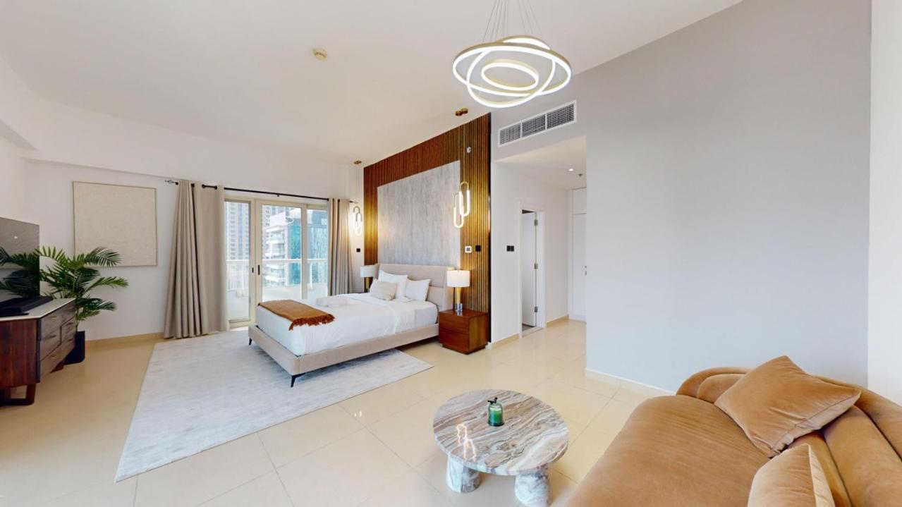 Marina View - Luxurious Four Bed With Private Pool