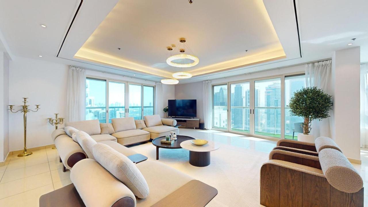 Marina View - Luxurious Four Bed With Private Pool Apartment *