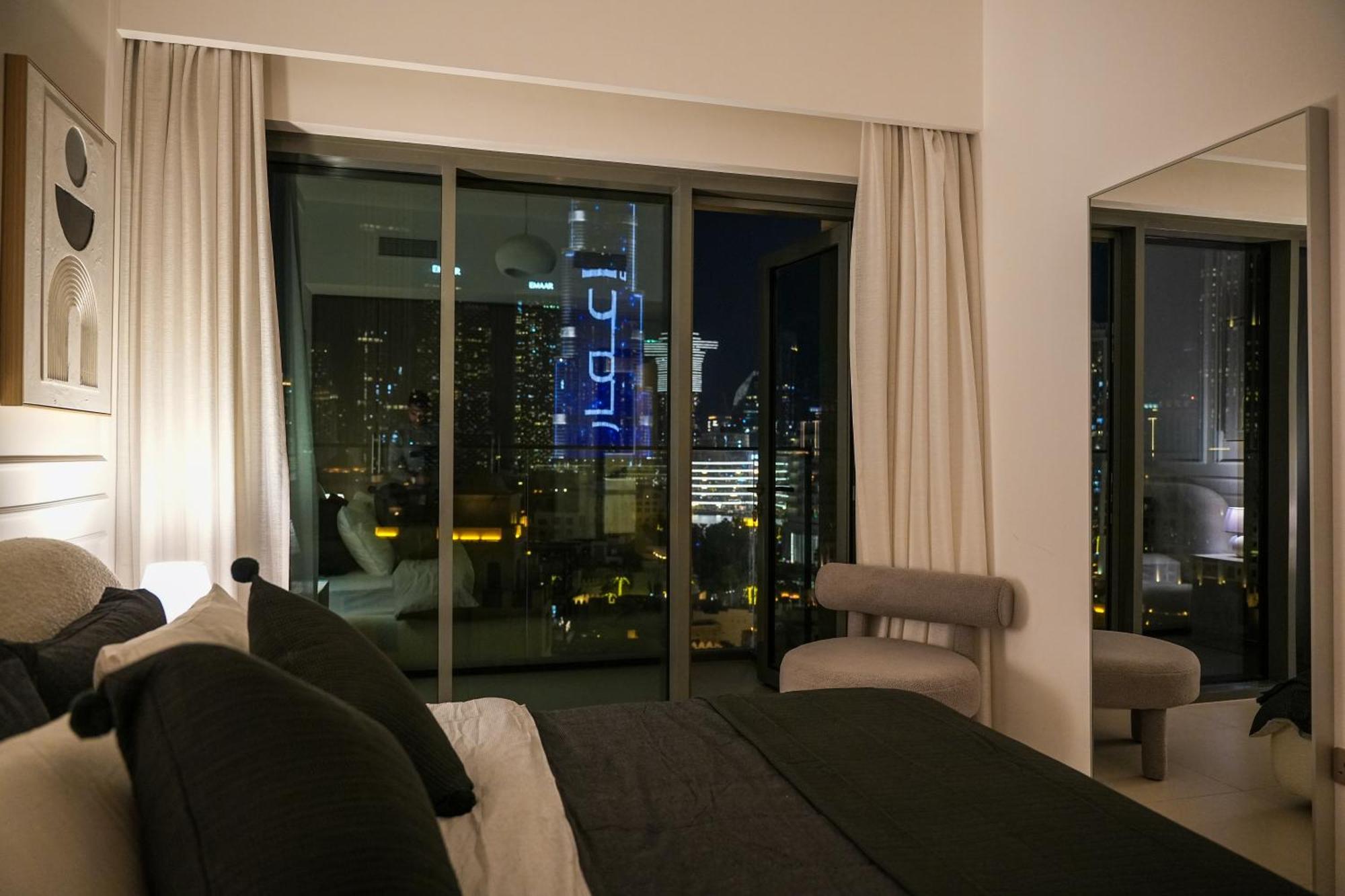 Full Burj Khalifa View - Panorama In - 3-min Walk To Mall Apartment Dubai