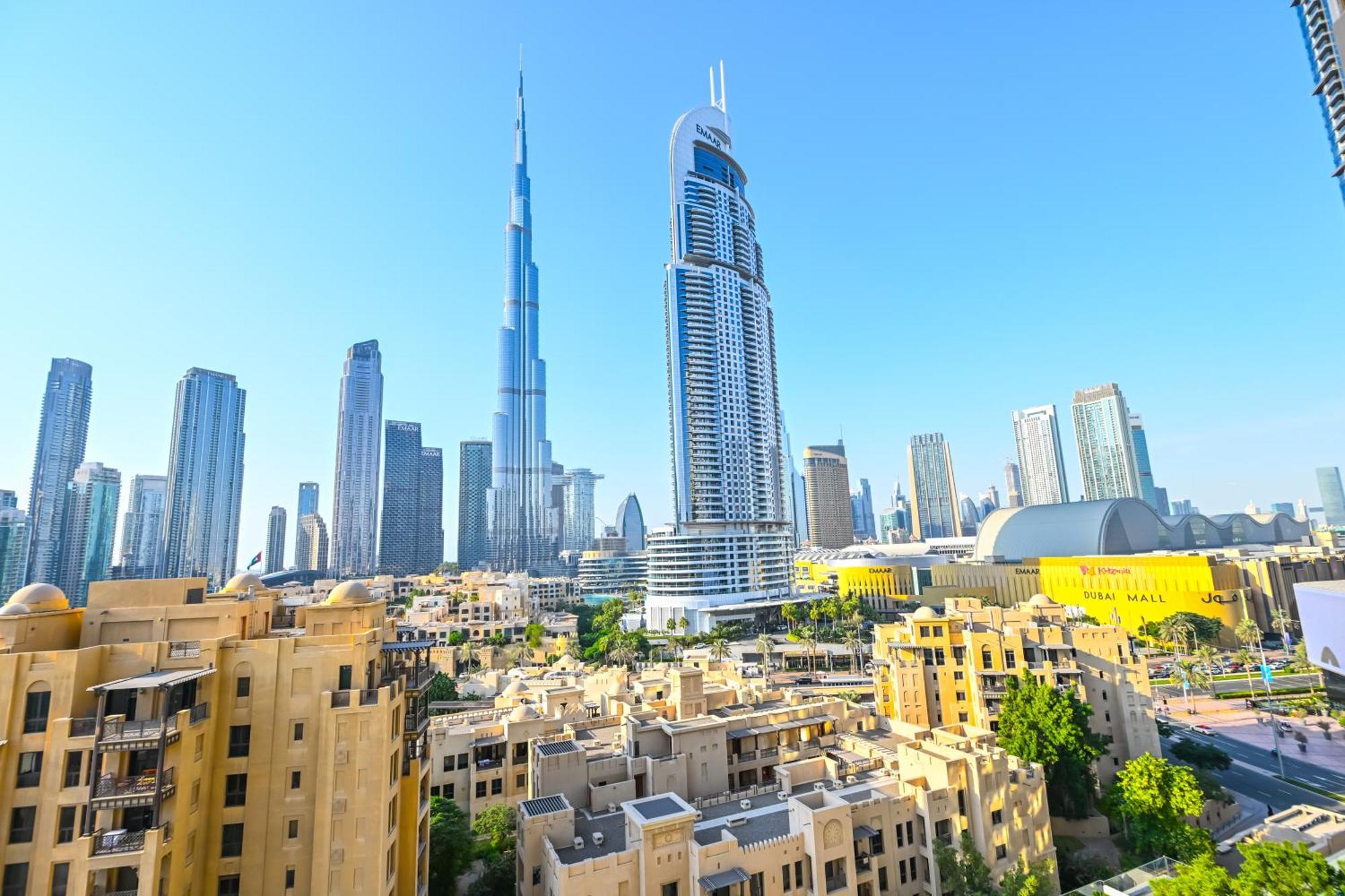 Full Burj Khalifa View - Panorama In - 3-min Walk To Mall Apartment *