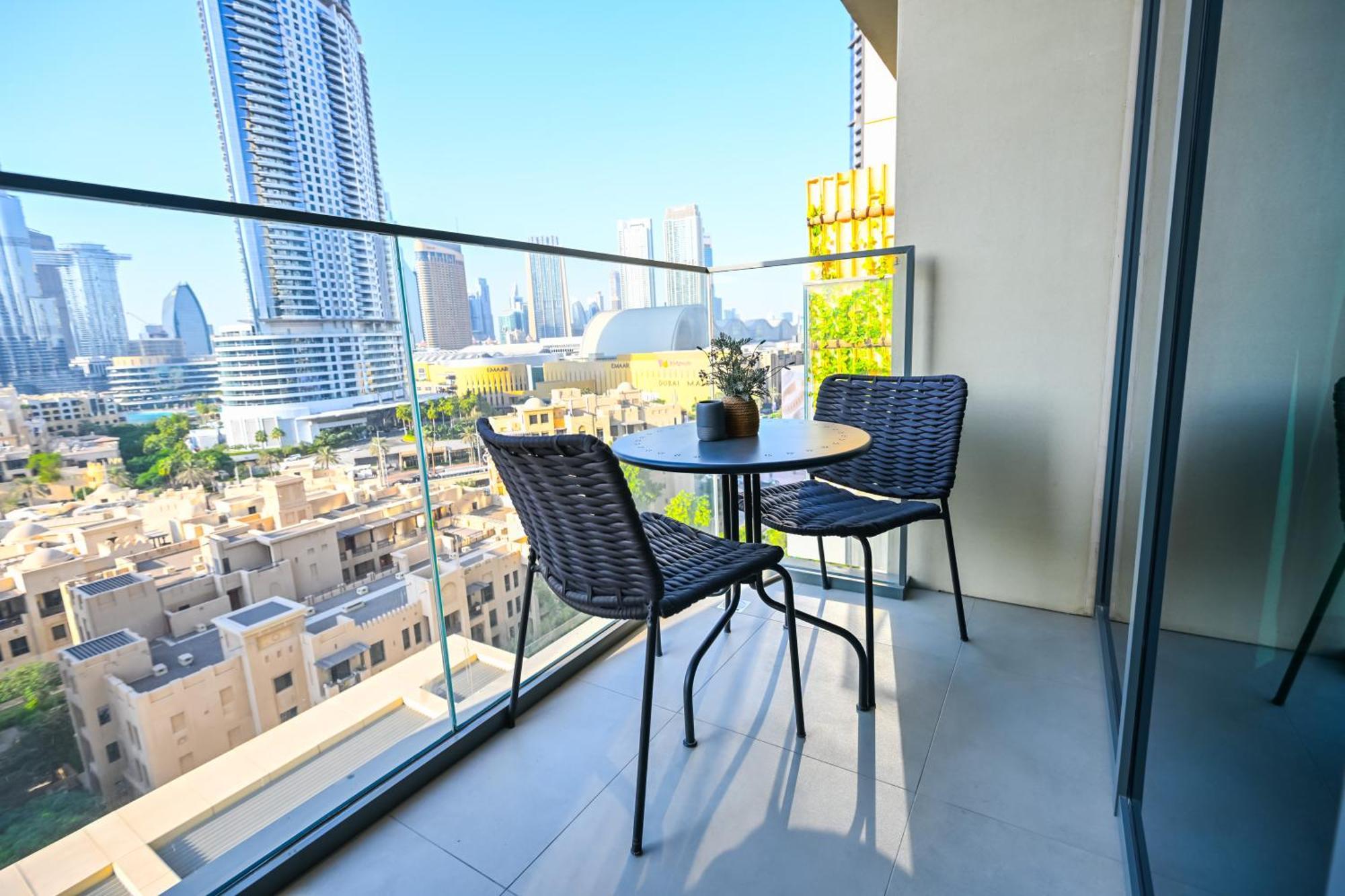 Apartment Full Burj Khalifa View - Panorama In - 3-min Walk To Mall Dubai