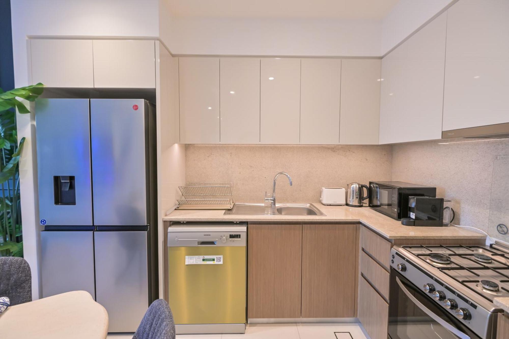 Full Burj Khalifa View - Panorama In - 3-min Walk To Mall Apartment *