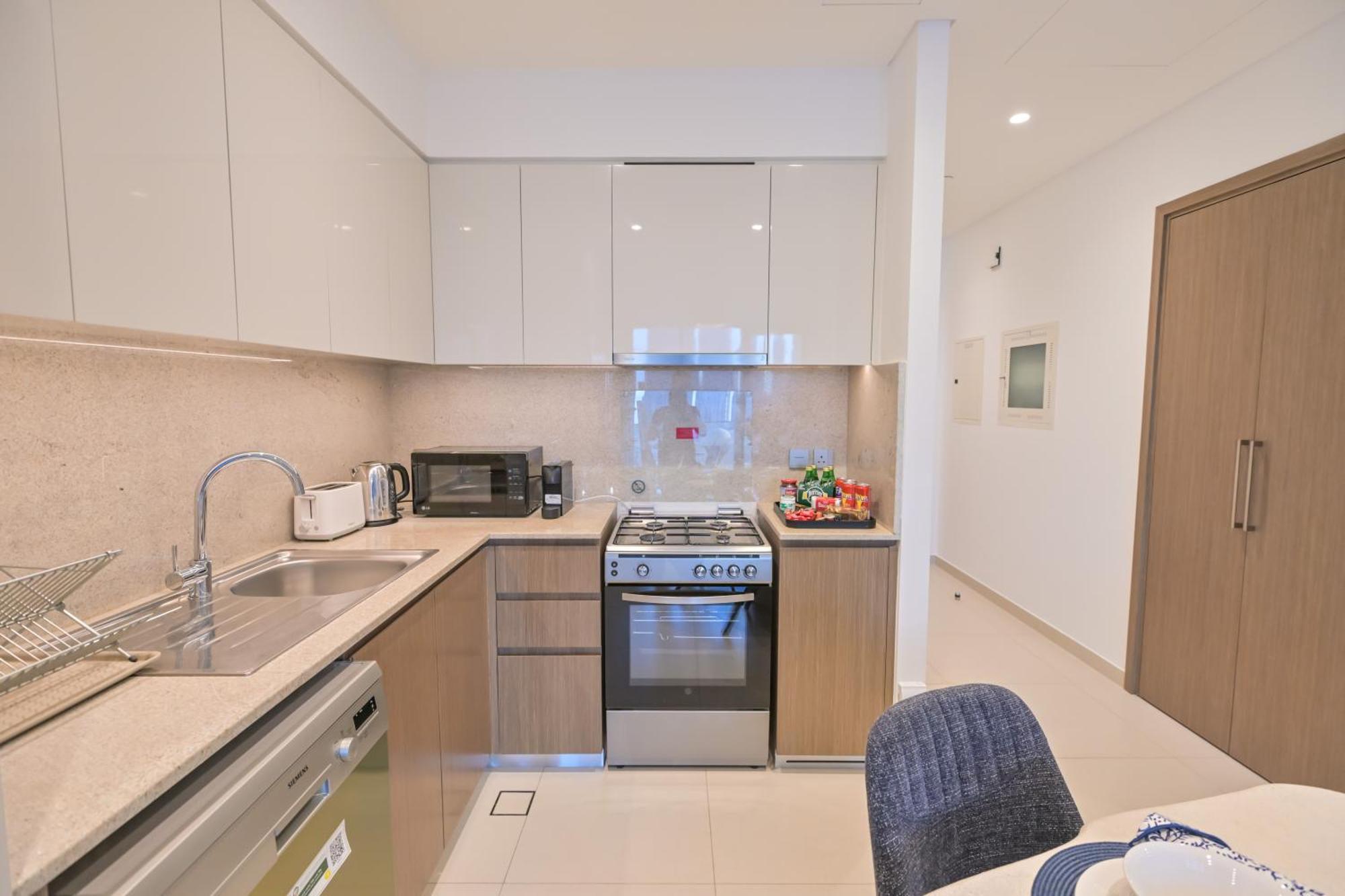 Full Burj Khalifa View - Panorama In - 3-min Walk To Mall Apartment Dubai