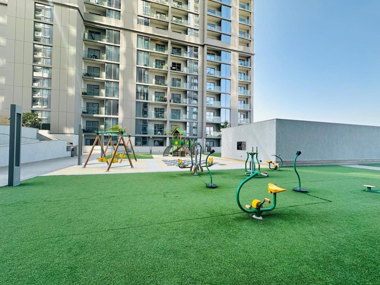 Apartment Creek Views 1 Bedroom Mins To Downtown In Sobha Creek Vistas *