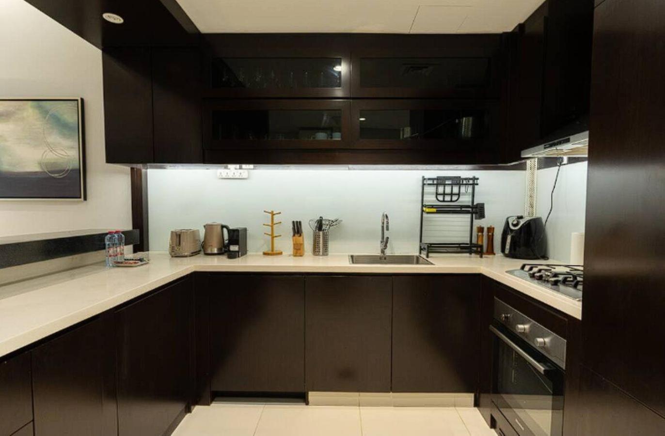 Downtown 1br - 5 Minutes To Mall - Panoramic Pool *