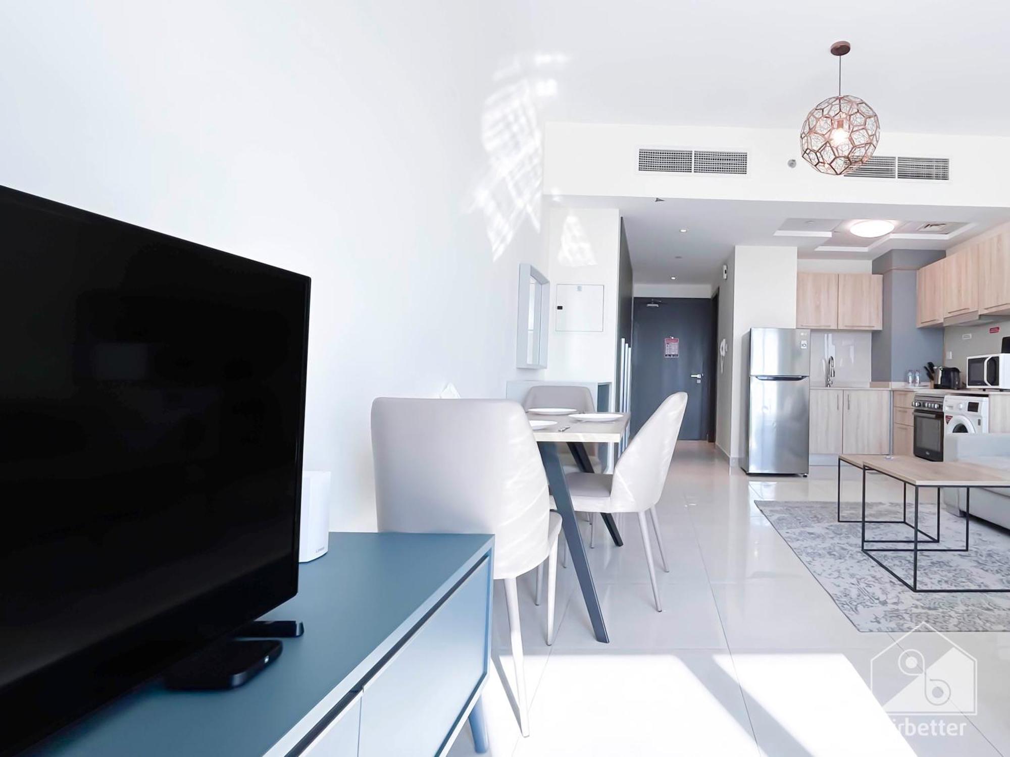 Apartment Amazing With Balcony & View