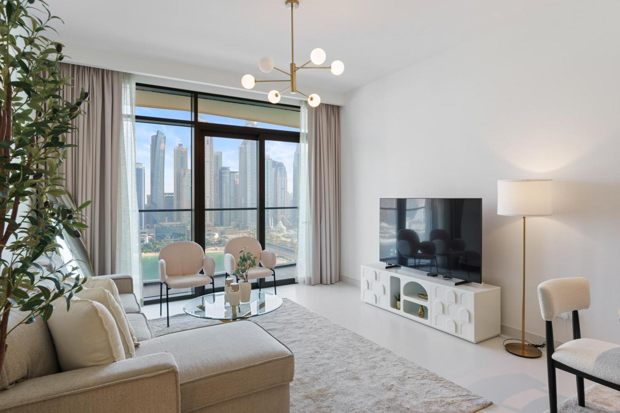 Luxurious 2br In Beachfront With Marina Skyline View * Dubai