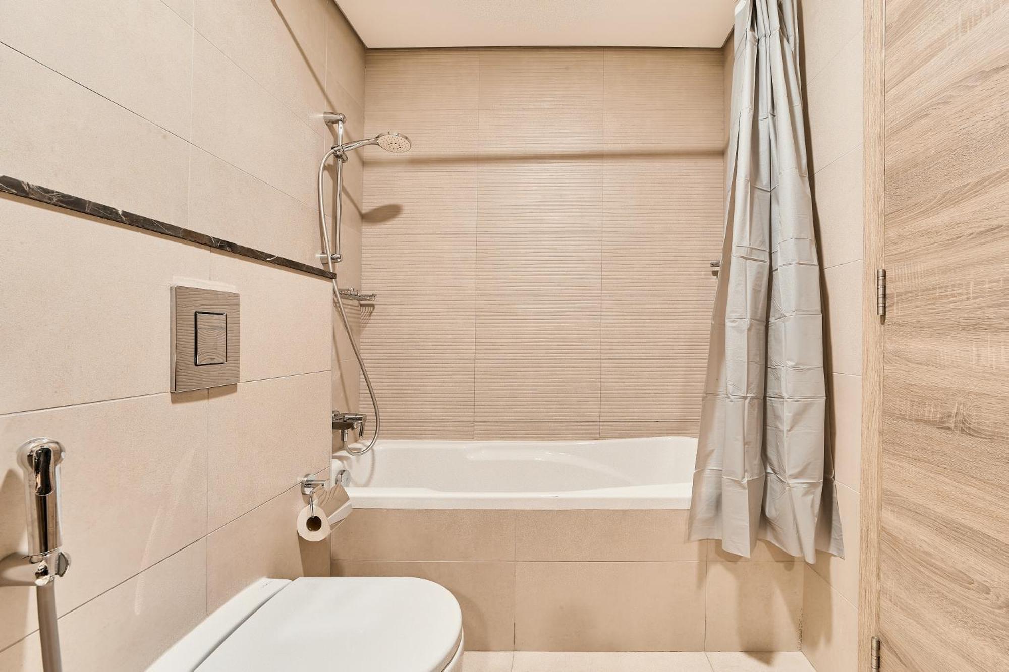 Bright And Cozy 2br In Mirdif